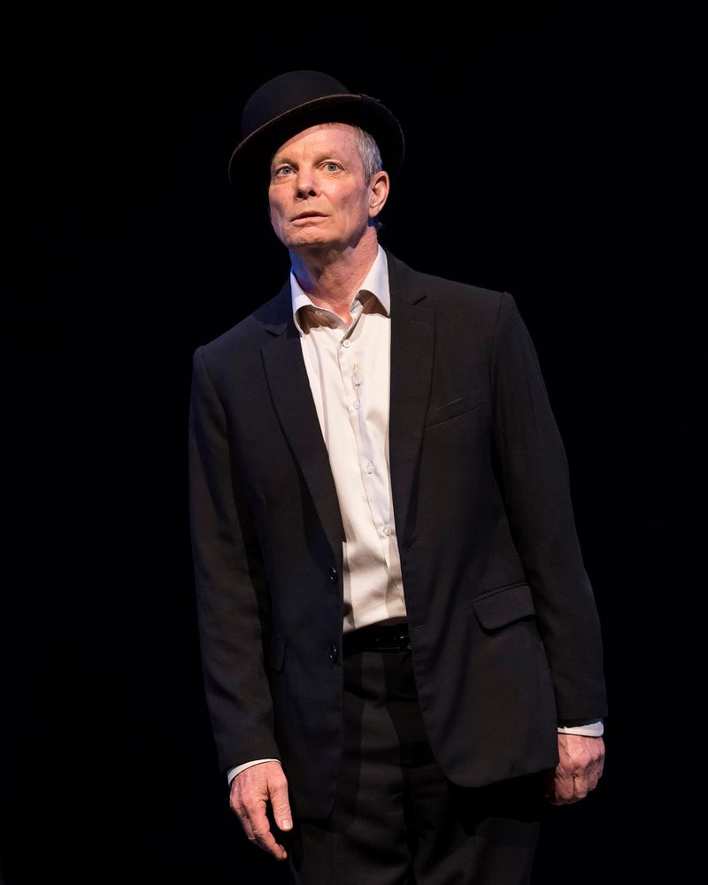 Bill Irwin-  photo by Craig Schwartz