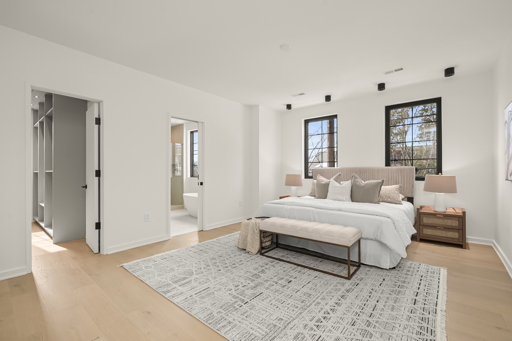 Photo by Joe Hodgson