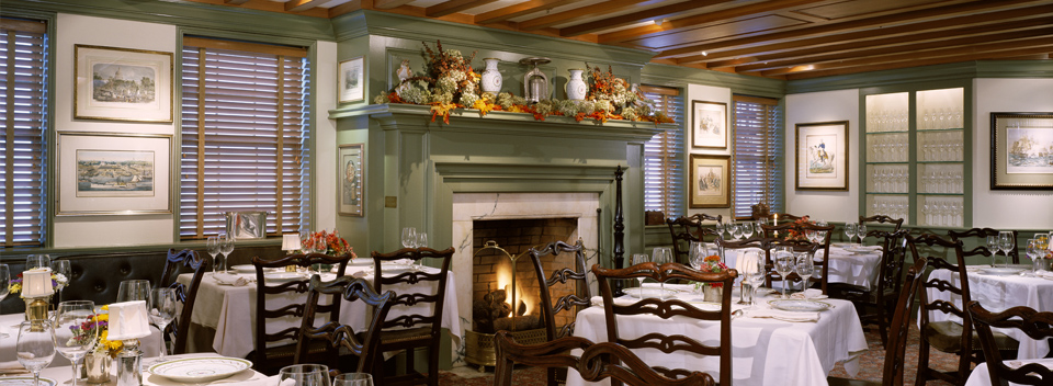 1789 Restaurant dining room