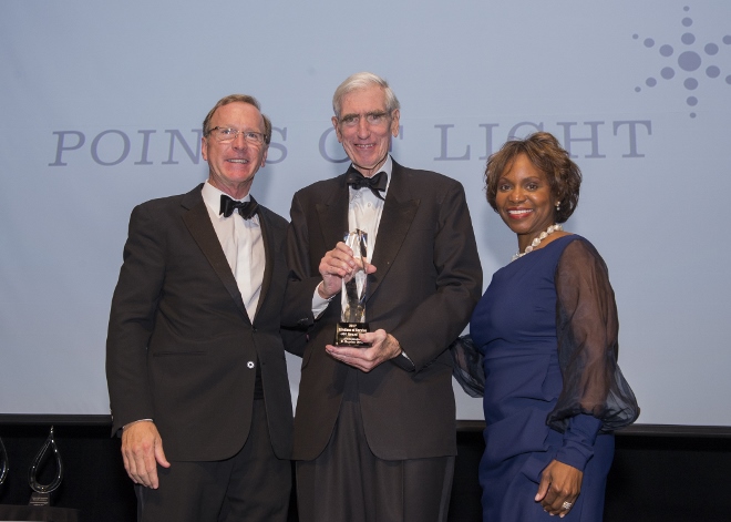 C. Boyden Gray flanked by Points of Light Chair Neil Bush, &amp; Natalye Paquin, CEO Points of Light