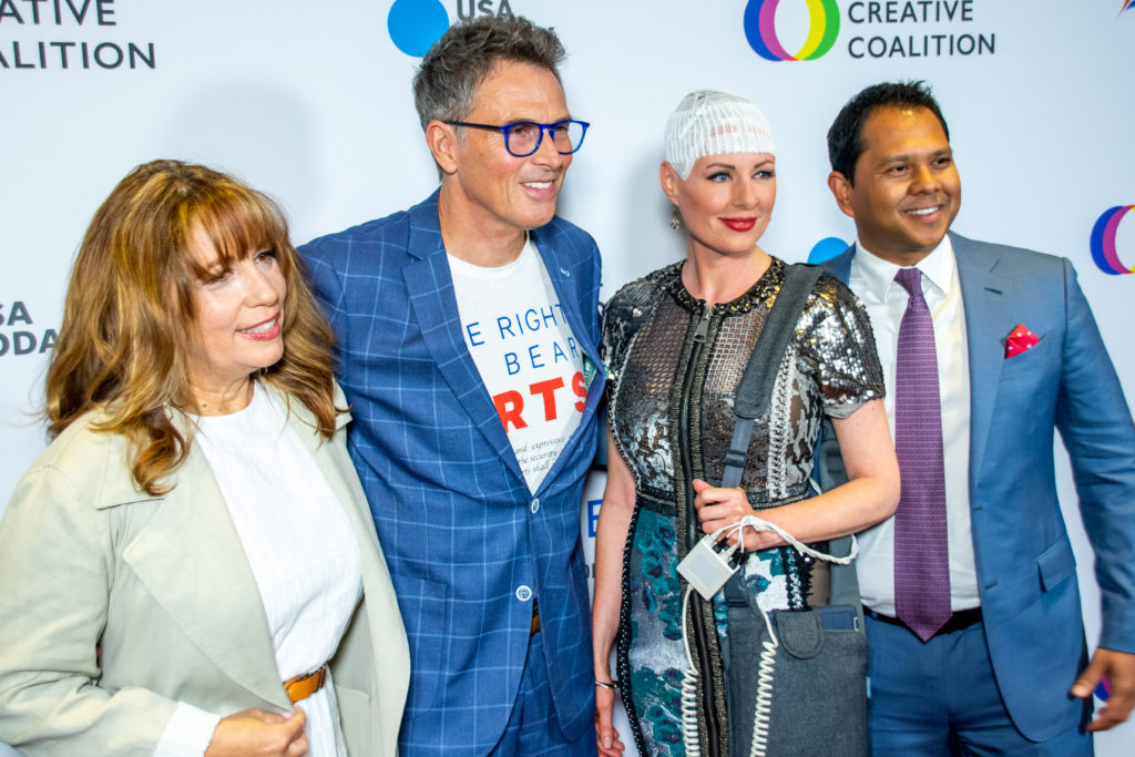 Robin Bronk, Tim Daly, Super model and patient Jennifer with Pritesh Shah