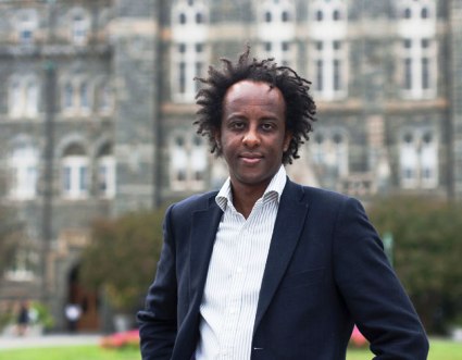 Georgetown alumnus Dinaw Mengestu (C&#039;00), recipient of the MacArthur Fellowship