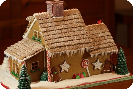 Learn tricks to creating the perfect gingerbread house with RIS restaurant.