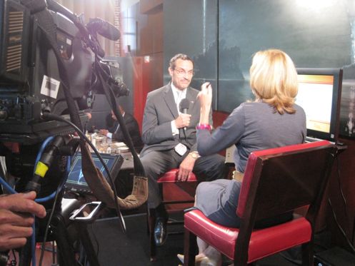 Presumptive mayor Vincent Gray is interviewed by Carol Joynt at the Q&A Cafe in Georgetown
