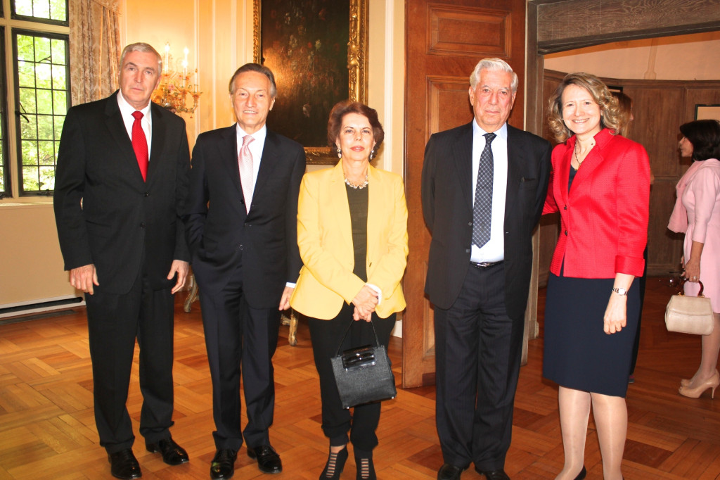 Chester Gillis, Claudio Bisogniero, Patricia Vargas Llosa, Vittorio  Storaro and Laura Denise Bisogniero