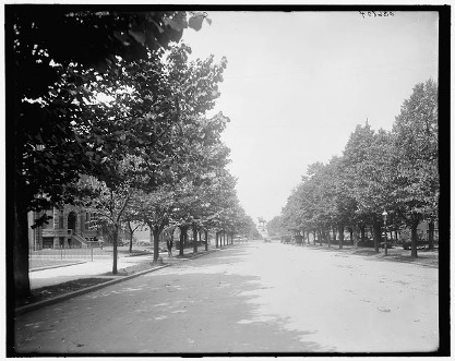 Massachusetts Ave near Thomas Circle at 14th Street