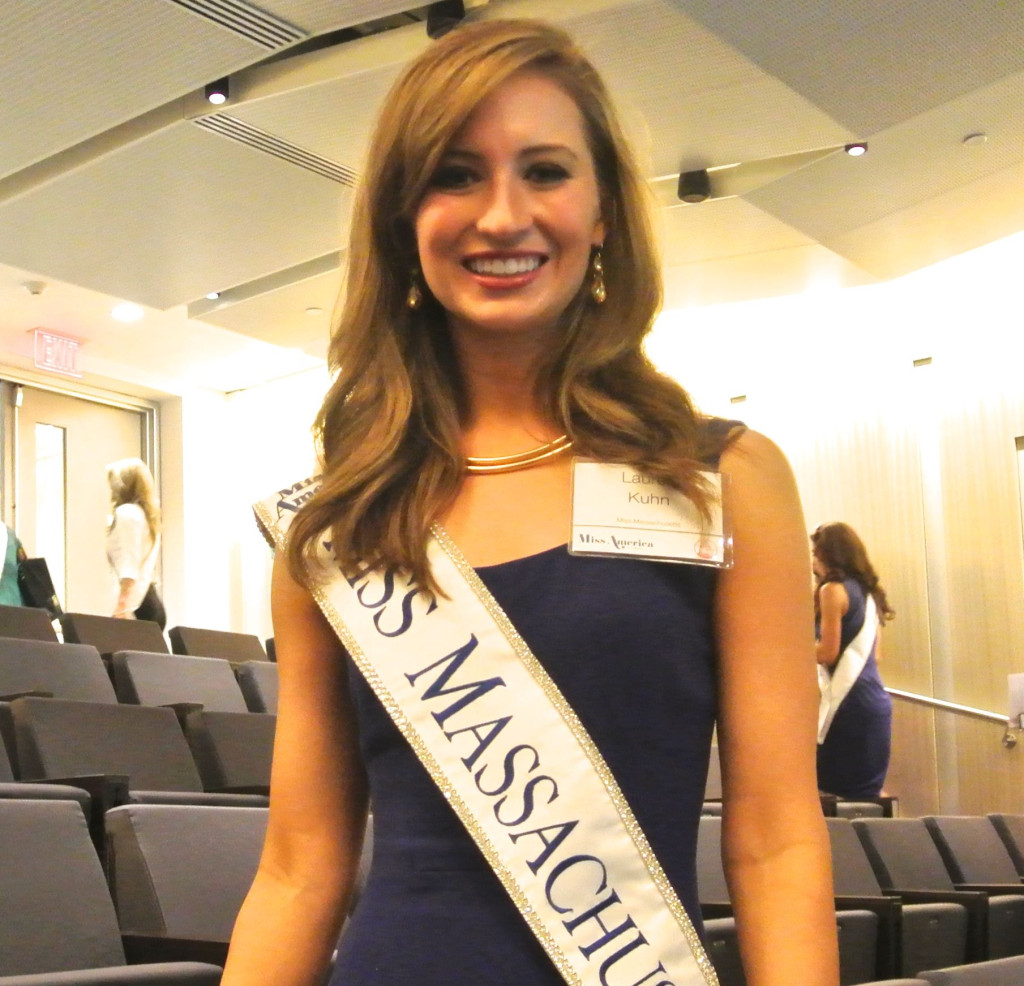 Miss Massachusetts Lauren Kuhn