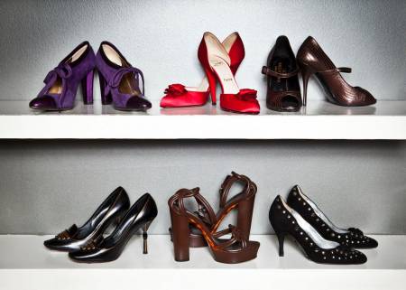Shoe sale at Tari with sales up to 50% off.