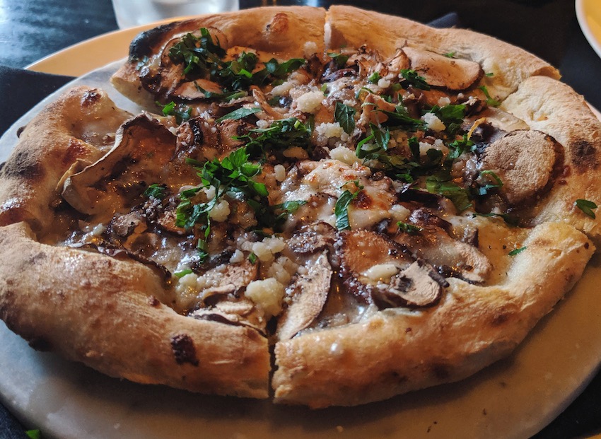 Cremini mushroom Pizzette