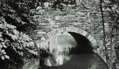 Stone Bridge in Dumbarten Oaks Park