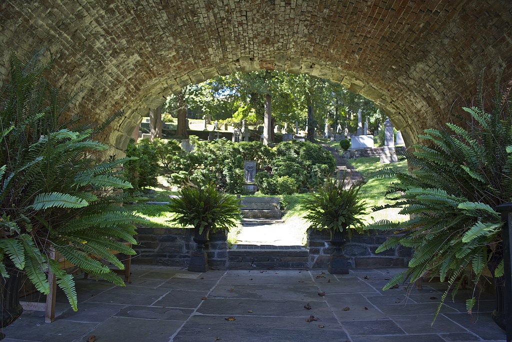 Oak Hill Cemetery