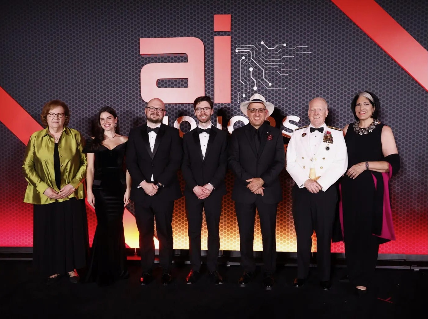(L-R) Honoree Patricia K. Falcone, honoree Joanna Guy, Don Polaski, honoree Zane Price, Jack Hidary, Honoree VADM Frank Whitworth and Tammy Haddad, Founder, Washington AI Network, CEO, Haddad Media