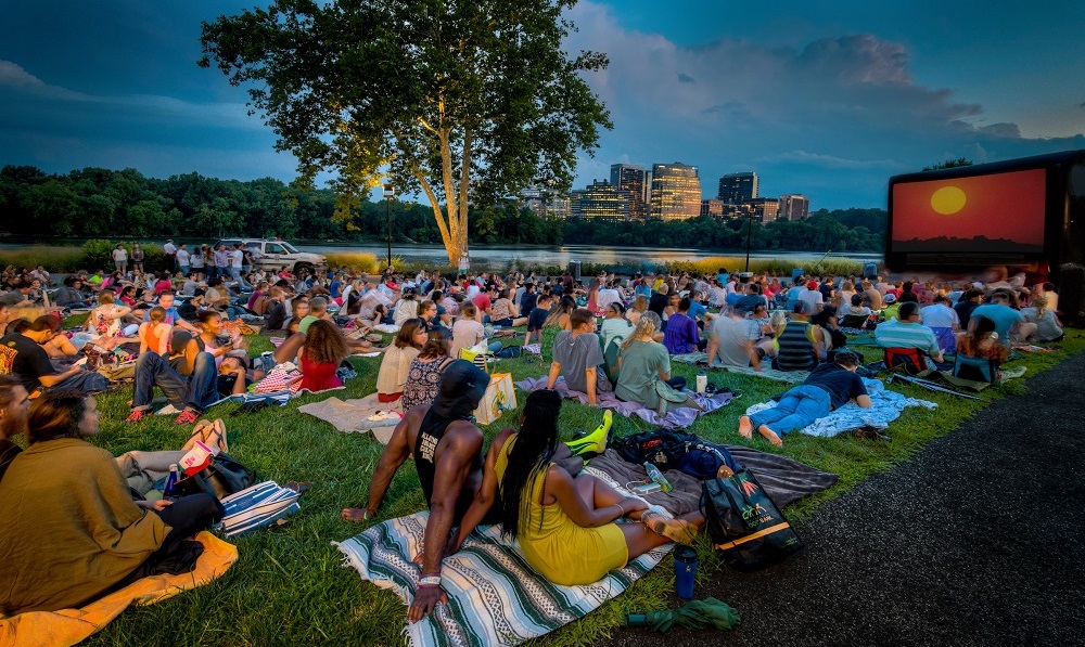 Georgetown Waterfront Outdoor Secreening