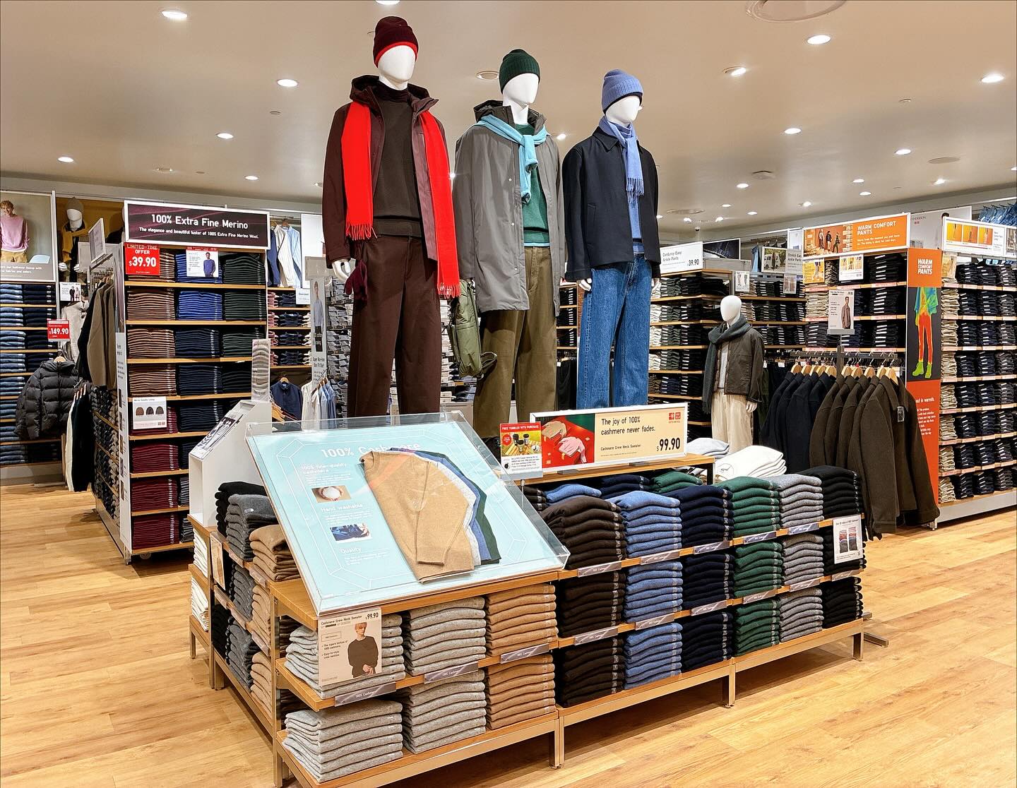 Uniqlo in Santa Monica