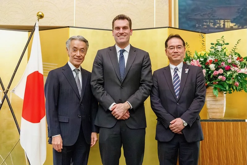 H.E. Shigeo Yamada, Ambassador of Japan, The Hon. WILLIAM KIMMITT, Under Secretary of Commerce for International TradeMr. Shigeki Murata, Commissioner of the Japan Tourism Agency 