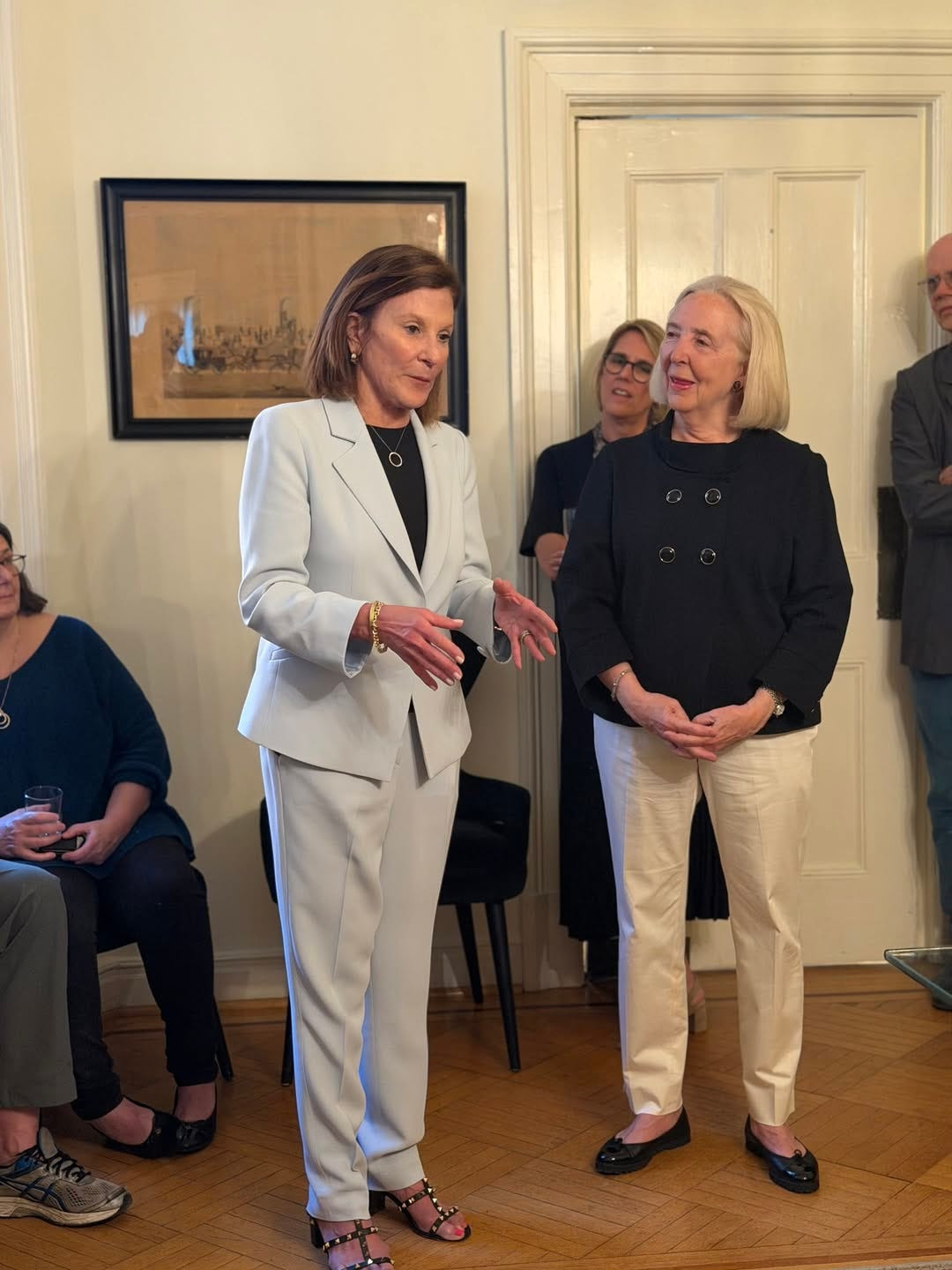Lois Romano at Juleanna Glover’s home with Robin Sproul