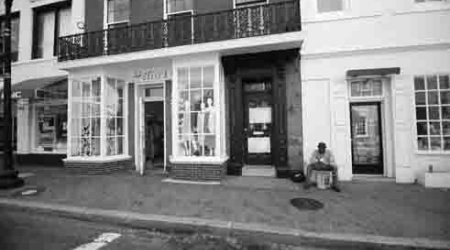 The Wisconsin Avenue establishment is seeking a license that would drop its food sales requirement.