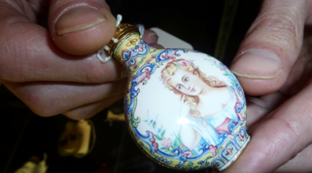 Bruce MacLaren with a porcelain Chinese snuff bottle