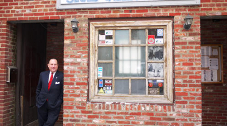 Blues Alley&#039;s Executive Director Harry Schnipper in 2010