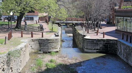 Residents are divided about how much to enliven the areas along the canal.