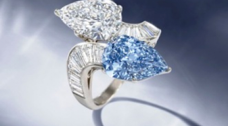 Bulgari pear-shaped blue diamond