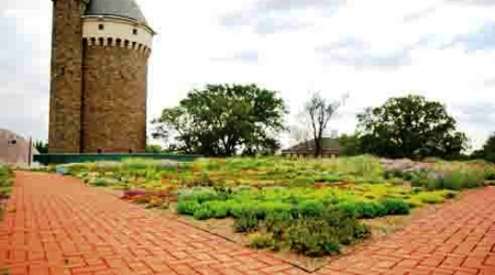 DC Waterofficials have installed a green roof at the agency&#039;s Fort Reno reservoir facility