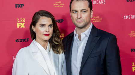 Keri Russell and Mathew Rhys