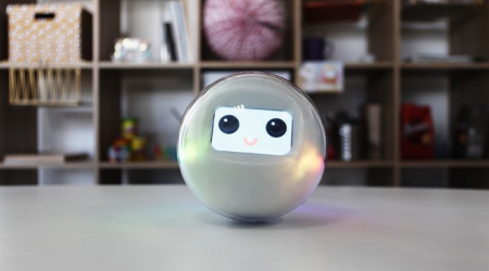 Leka robot is an interactive and multi-sensory smart toy