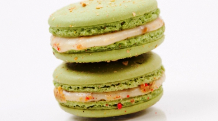 Pistachio macarons