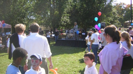 Rose Park Day 2010 is one of the many ways neighbors enjoy this natural treasure. Now, the park needs our help.