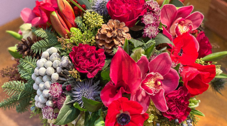ultravioletflowersdc.com