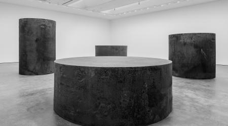 Four Rounds: Equal Weight, Unequal Measure, 2017 © 2022 Richard Serra