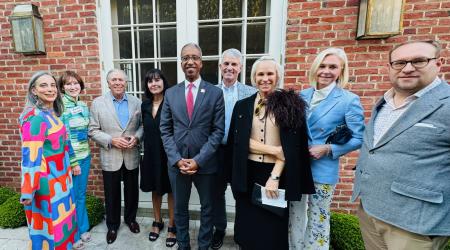 Amy Kauffman, Karen Murphy, David Romm, Jennifer Romm, Kenyan McDuffie, Rick Murphy, Elizabeth Miller, Julie Chase, Jeff Berkowitz