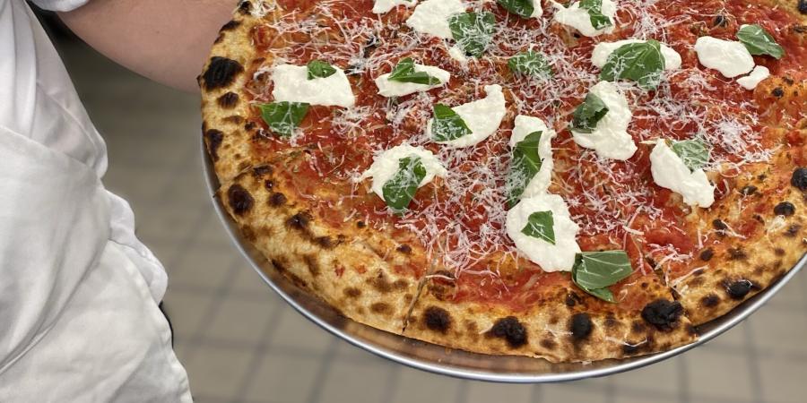 Flora Pizzeria